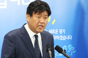 이재명 최측근 김용…정치자금법 위반 혐의 구속영장 실질심사 돌입