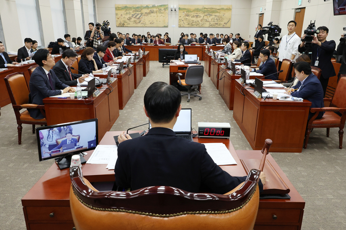 학교용지부담금 ‘폐지’ 않고 ‘조정·완화’ 법안 교육위 통과