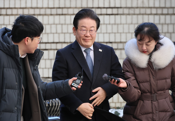 이재명 ‘재판지연’ 의혹 여야 공방…李 “재판 신속히 끝날 것”