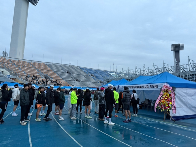 [경기수원국제하프마라톤] 2025 경기수원국제하프마라톤, 다양한 이벤트와 부대행사로 '성료'