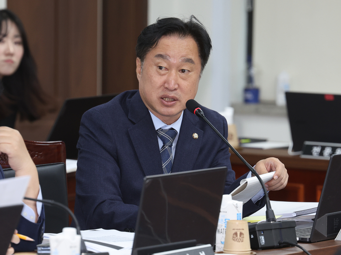 [2024 국감인물] 교육위 김준혁, 역사부터 민생까지 ‘알찬 국감’